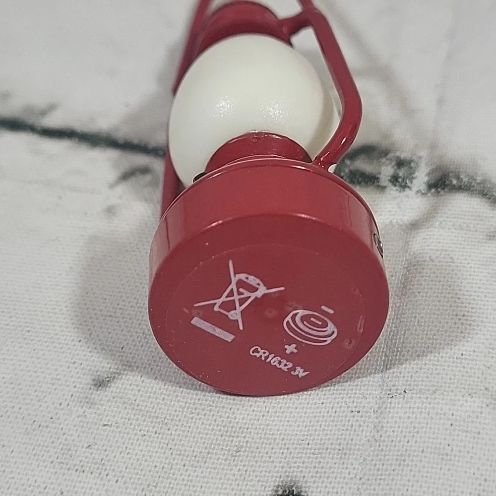 Miniature Hurrican Lamp Red Working Lantern Doll Scale‎ For Camping Farm